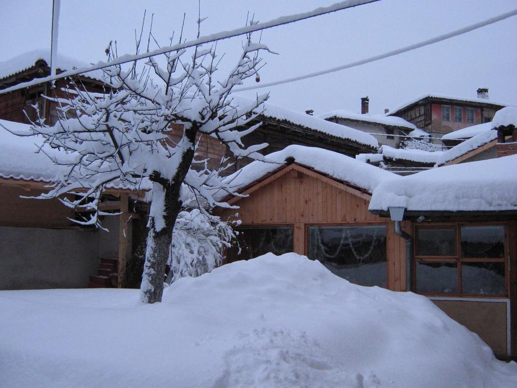 Guest House Bashtina Striaha Копривштиця Екстер'єр фото